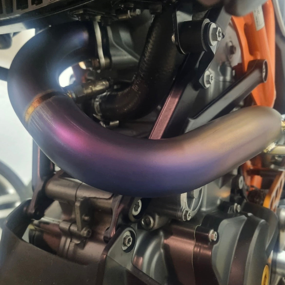 Titan Krümmer KTM 690 / Husqvarna 701 / GasGas 700 ab 2019